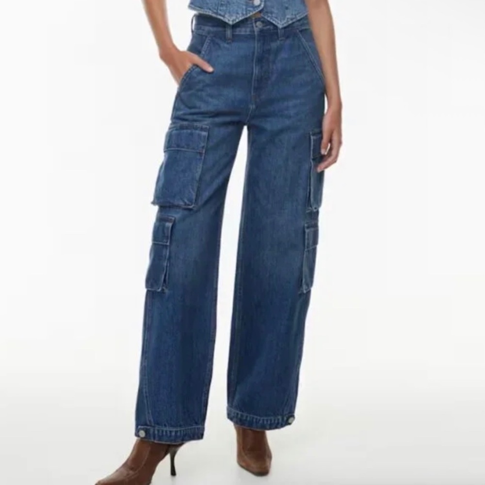 Aritzia Denim Forum The 90s Millie Hi-Rise Cargo Jean Size 26